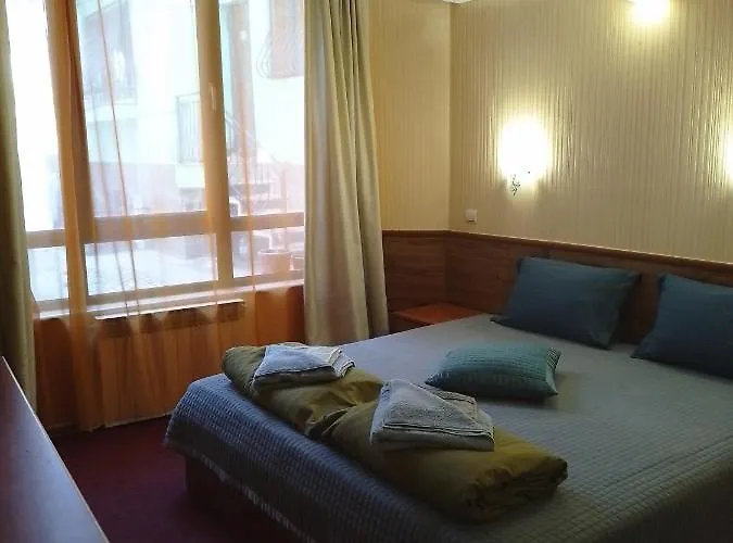 санта марина 酒店 2*